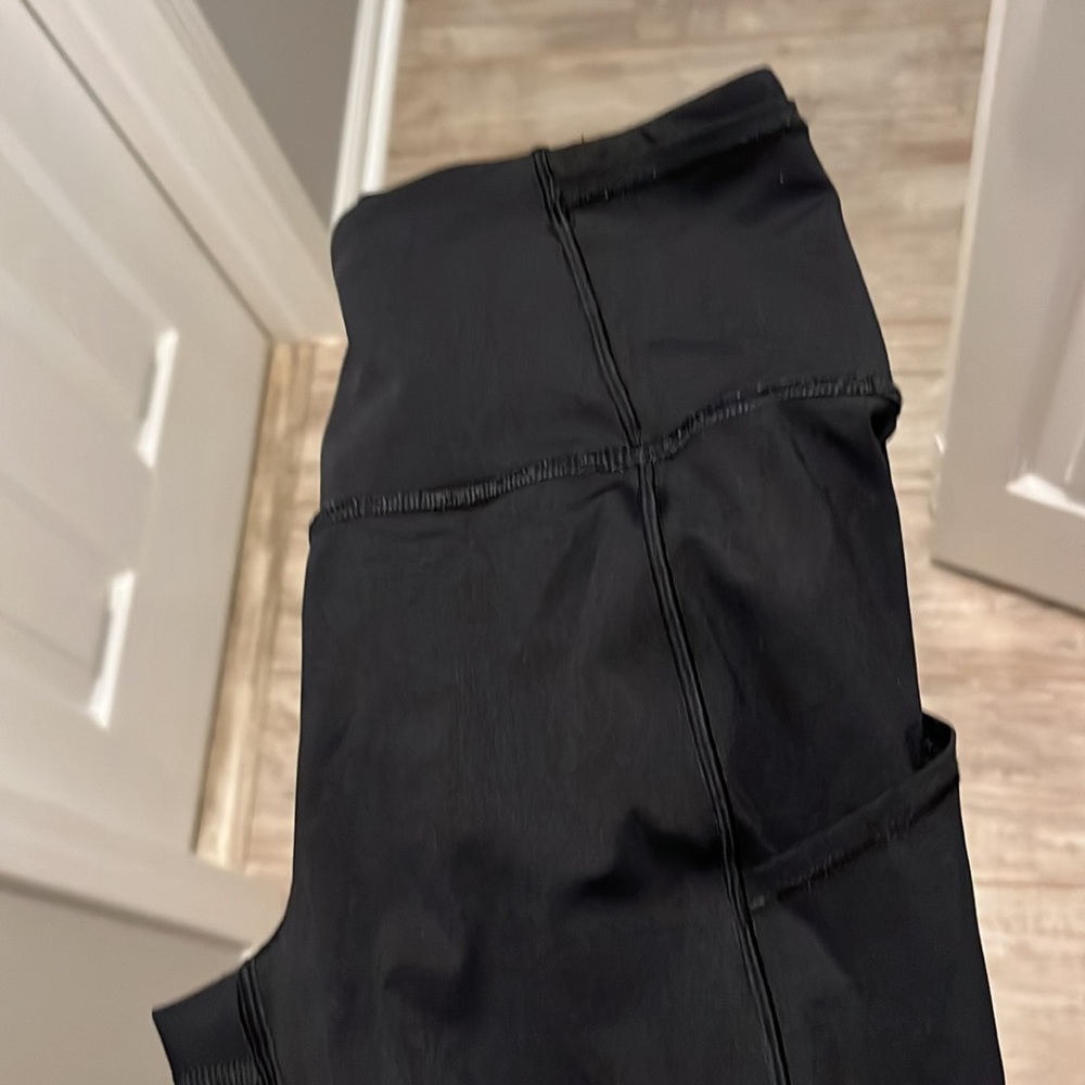 Lululemon legging size 4